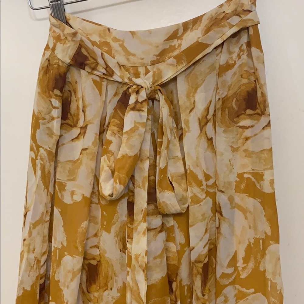 2 P.C. set, maxi skirt and cropped wrap style top